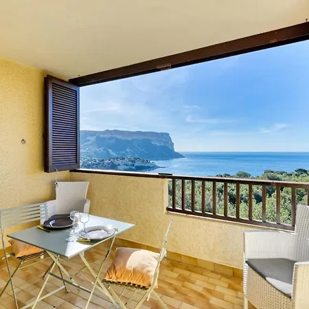 Charming Studio In With Sea View And Swimming Pool Appartement Cassis
