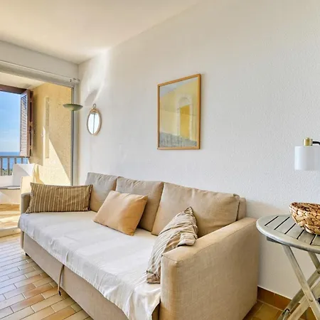 Charming Studio In With Sea View And Swimming Pool *