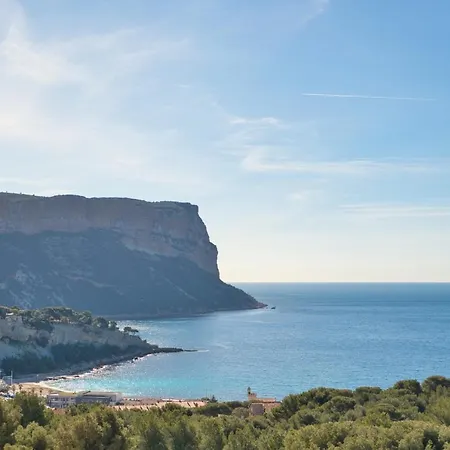 Apartment Charming Studio In With Sea View And Swimming Pool *