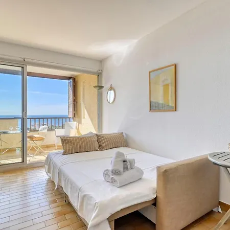 Charming Studio In With Sea View And Swimming Pool Apartment *