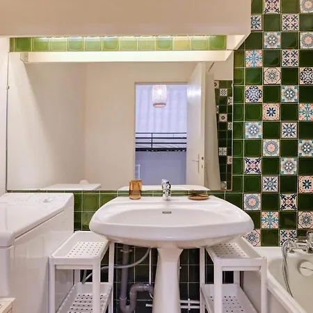 Charming Studio In With Sea View And Swimming Pool Apartment