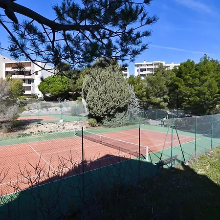 Apartment Charming Studio In With Sea View And Swimming Pool *